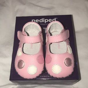 Brand new Pediped Giselle Pink x-small 0-6 months